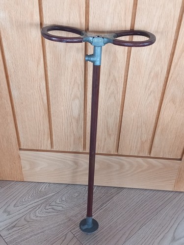 Howell the monarch seat - ,