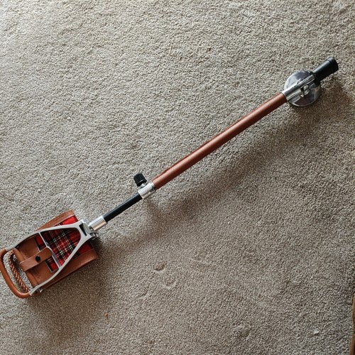 Leather shooting stick with - leather,