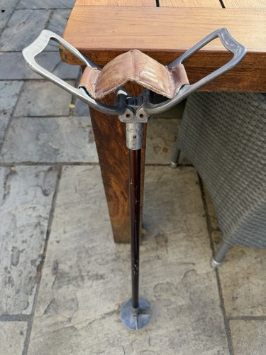 The featherwate shooting stick - the,