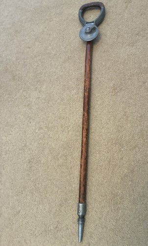Vintage shooting stick - stick, seat